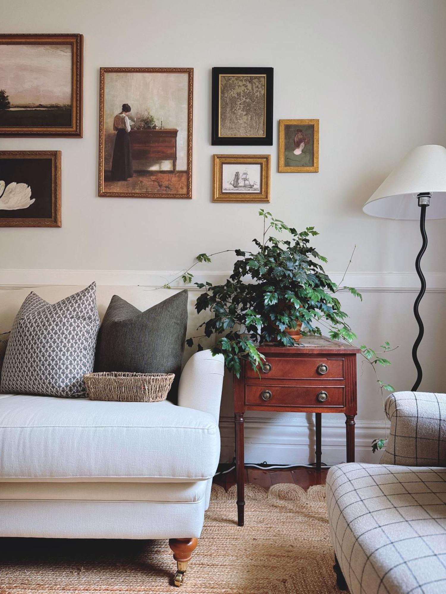 Heritage With Modern Comforts And Great Location Ferienhaus
