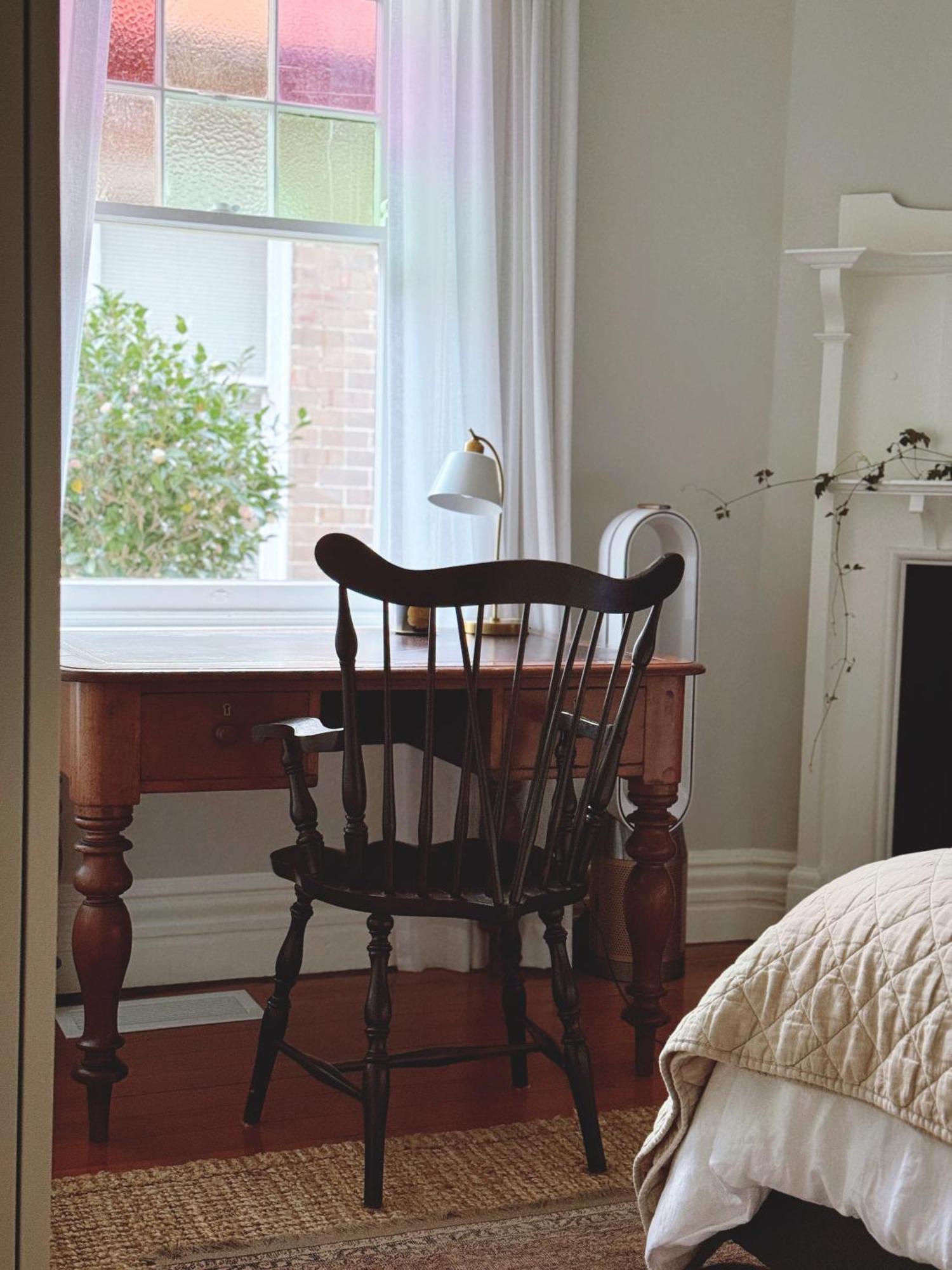 Heritage With Modern Comforts And Great Location *