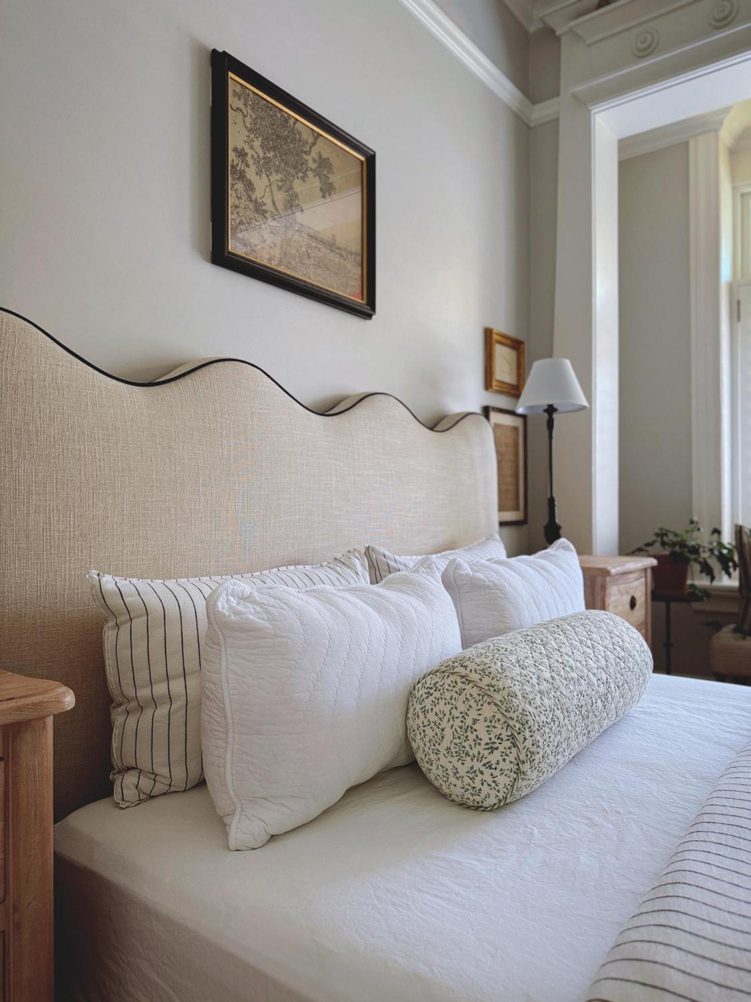 Heritage With Modern Comforts And Great Location Sydney